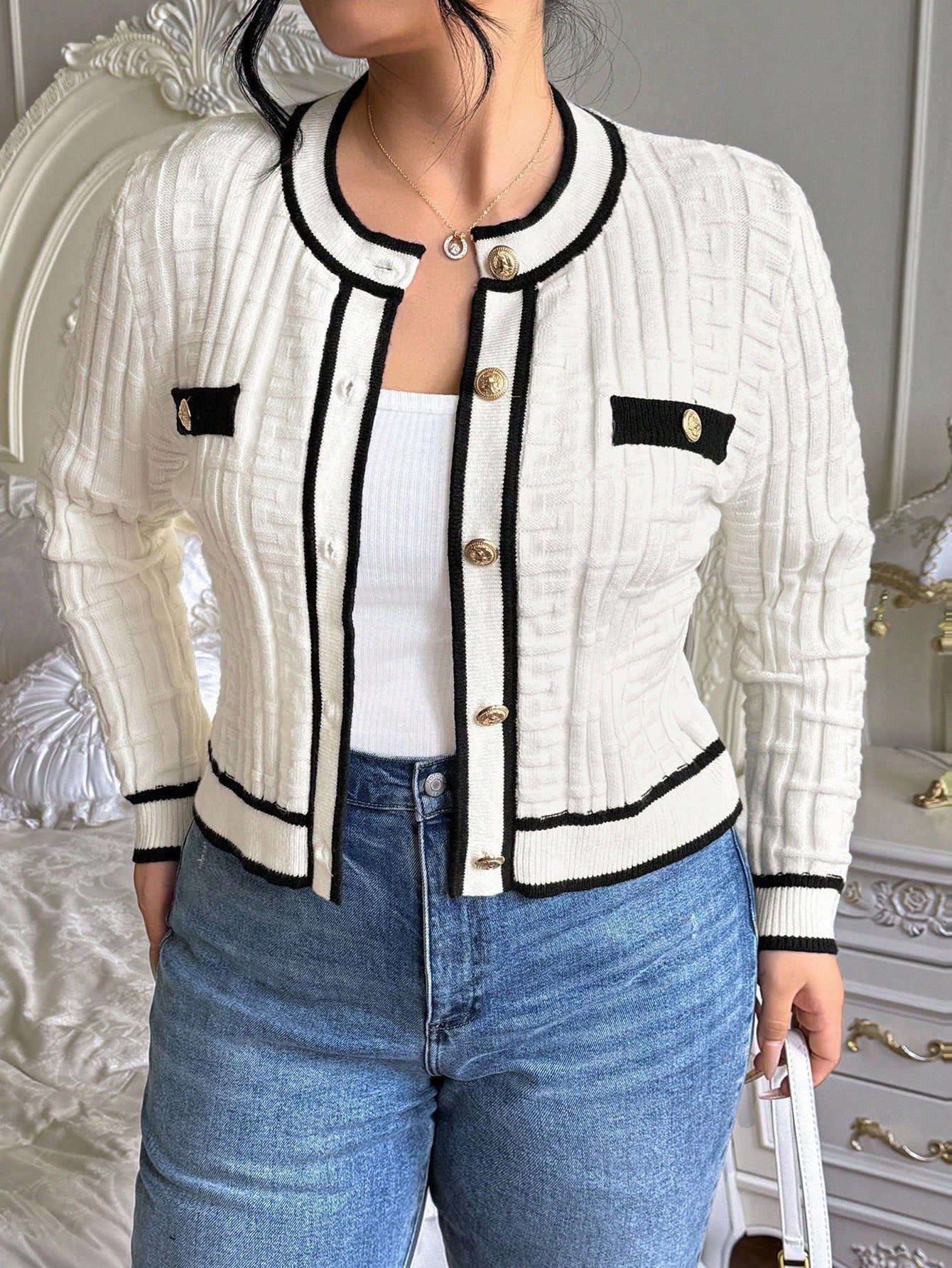 Cardigan feminino plus size de tricô Chloe