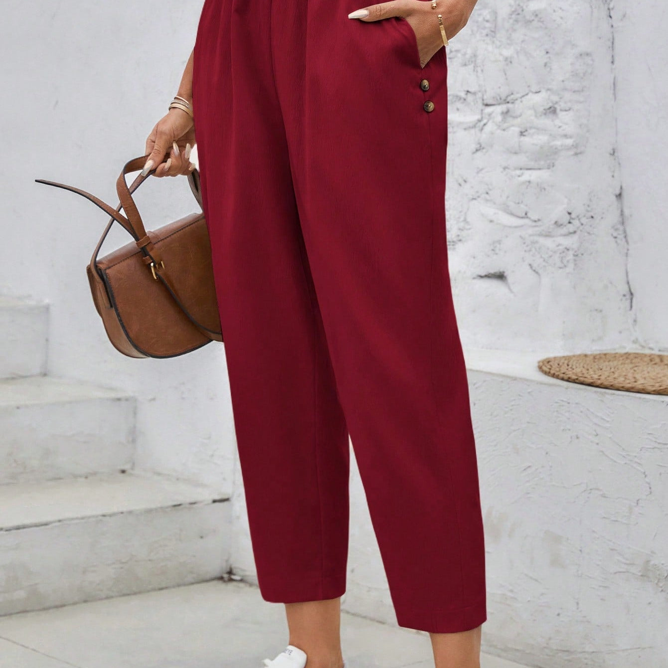 Calça Feminina  com Elástico na Cintura e Bolsos Mariza