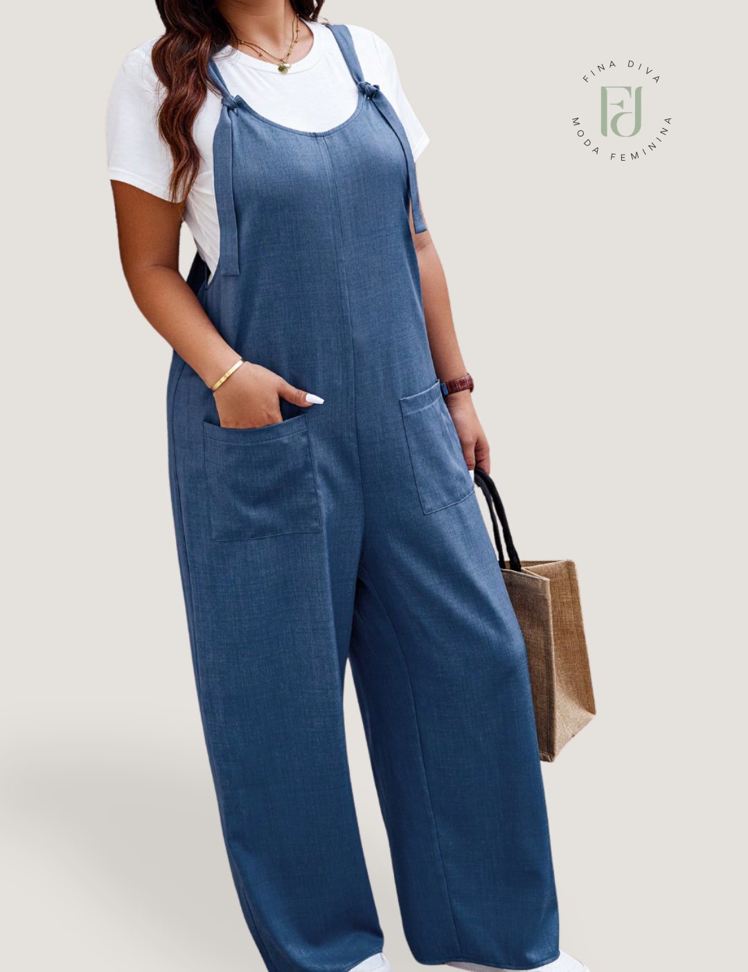 Macacão feminina com Bolsos Duplos Sem Camiseta plus size Dominique.