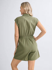 Macaquinho com Bolso Lateral e Gola Polo Karina