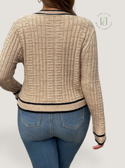 Cardigan feminino plus size de tricô Chloe