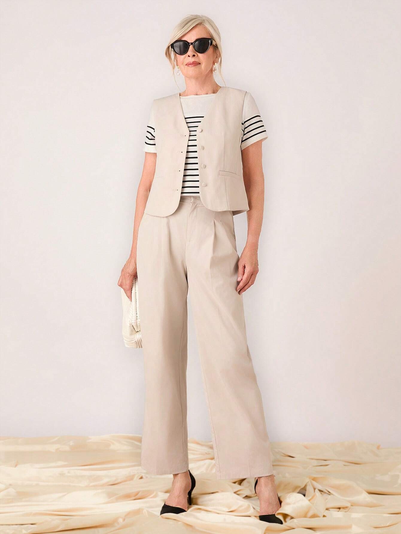 Blazer Feminino com Decote em V - Anaíz
