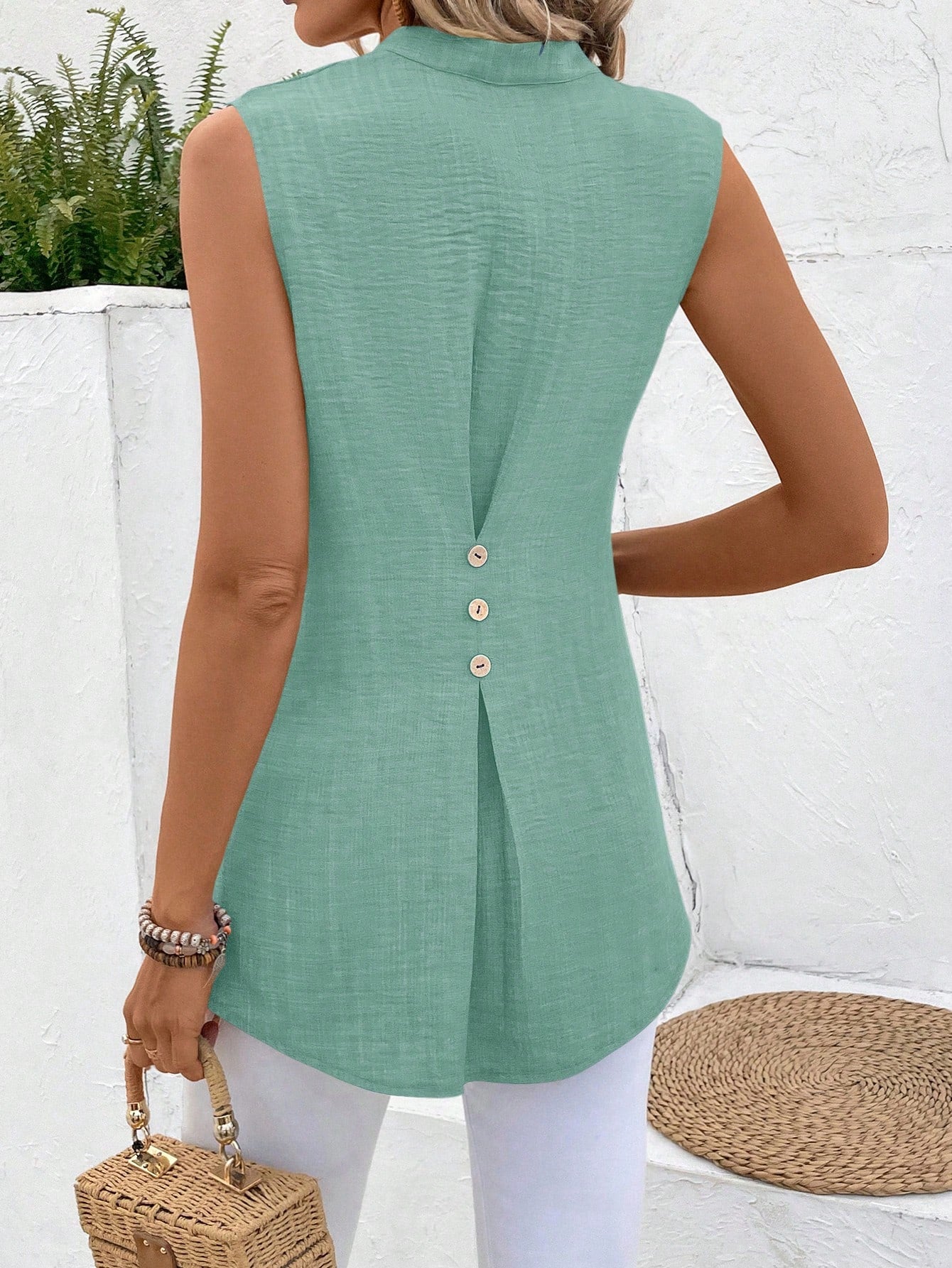 Blusa Feminina com Detalhe de Botões nas costa - Oriane