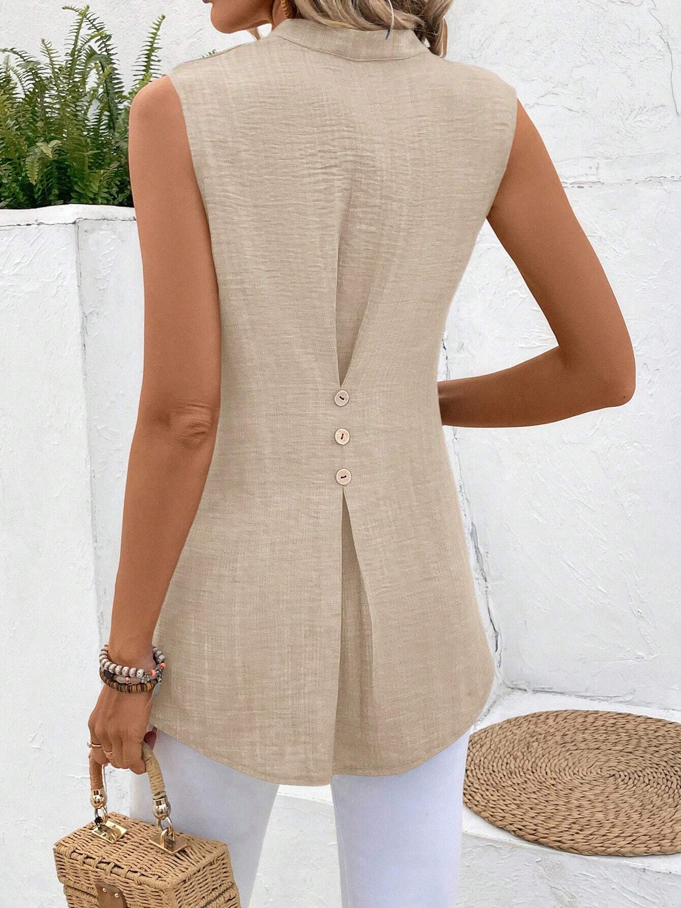 Blusa Feminina com Detalhe de Botões nas costa - Oriane