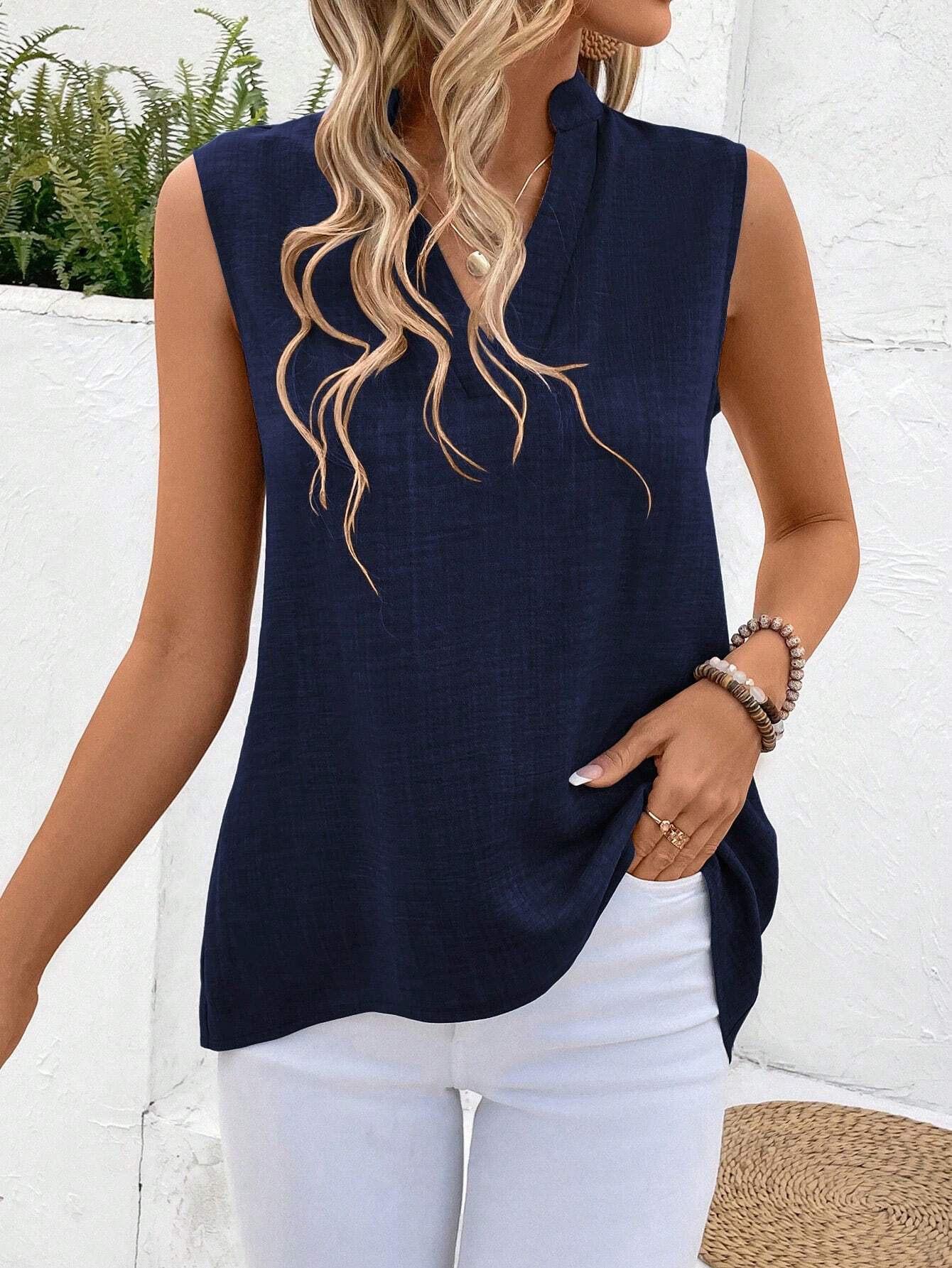 Blusa Feminina com Detalhe de Botões nas costa - Oriane