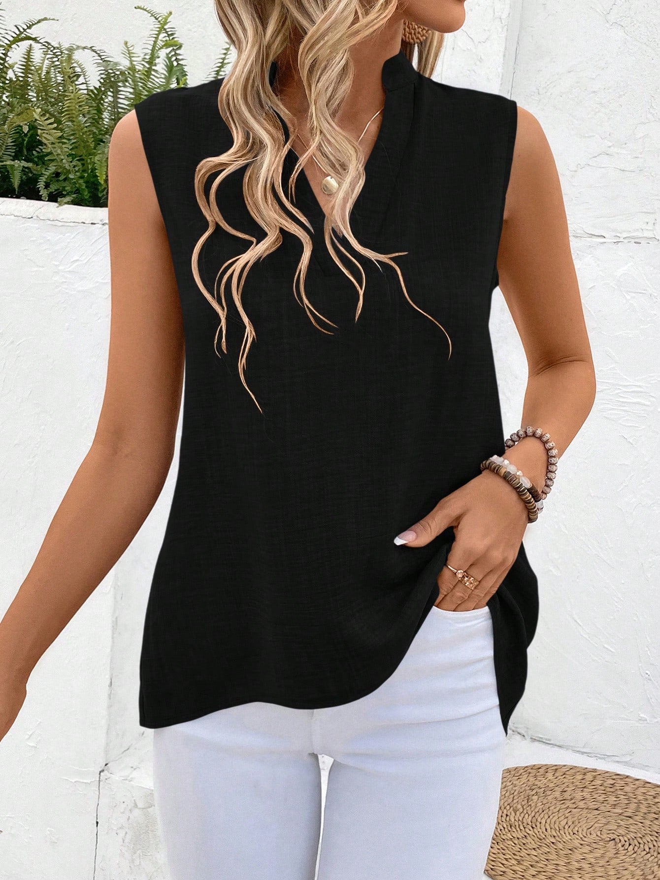 Blusa Feminina com Detalhe de Botões nas costa - Oriane