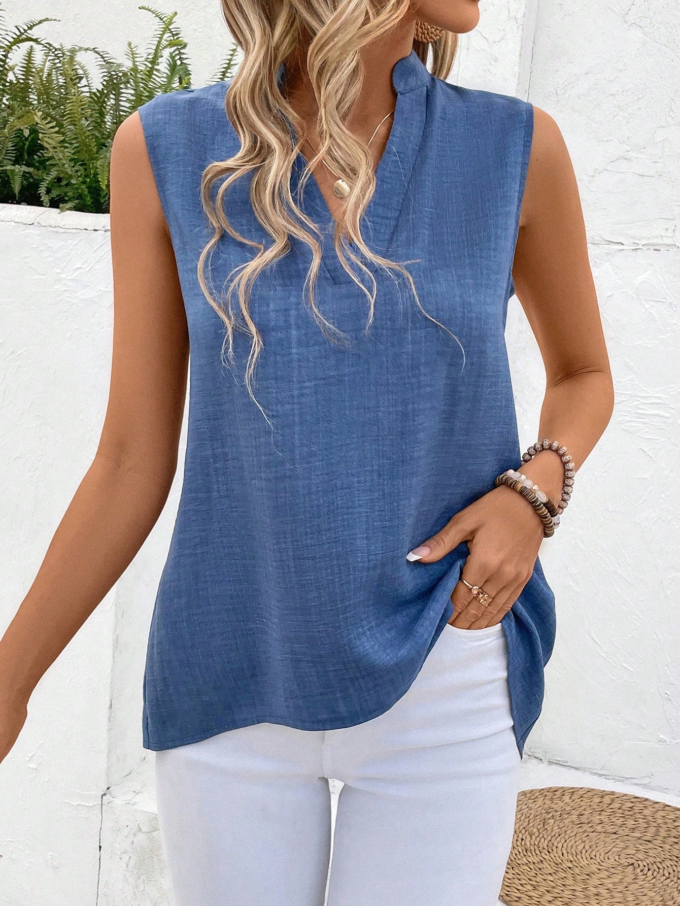 Blusa Feminina com Detalhe de Botões nas costa - Oriane