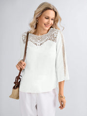 Blusa Feminina com Inserção Floral - Adriana