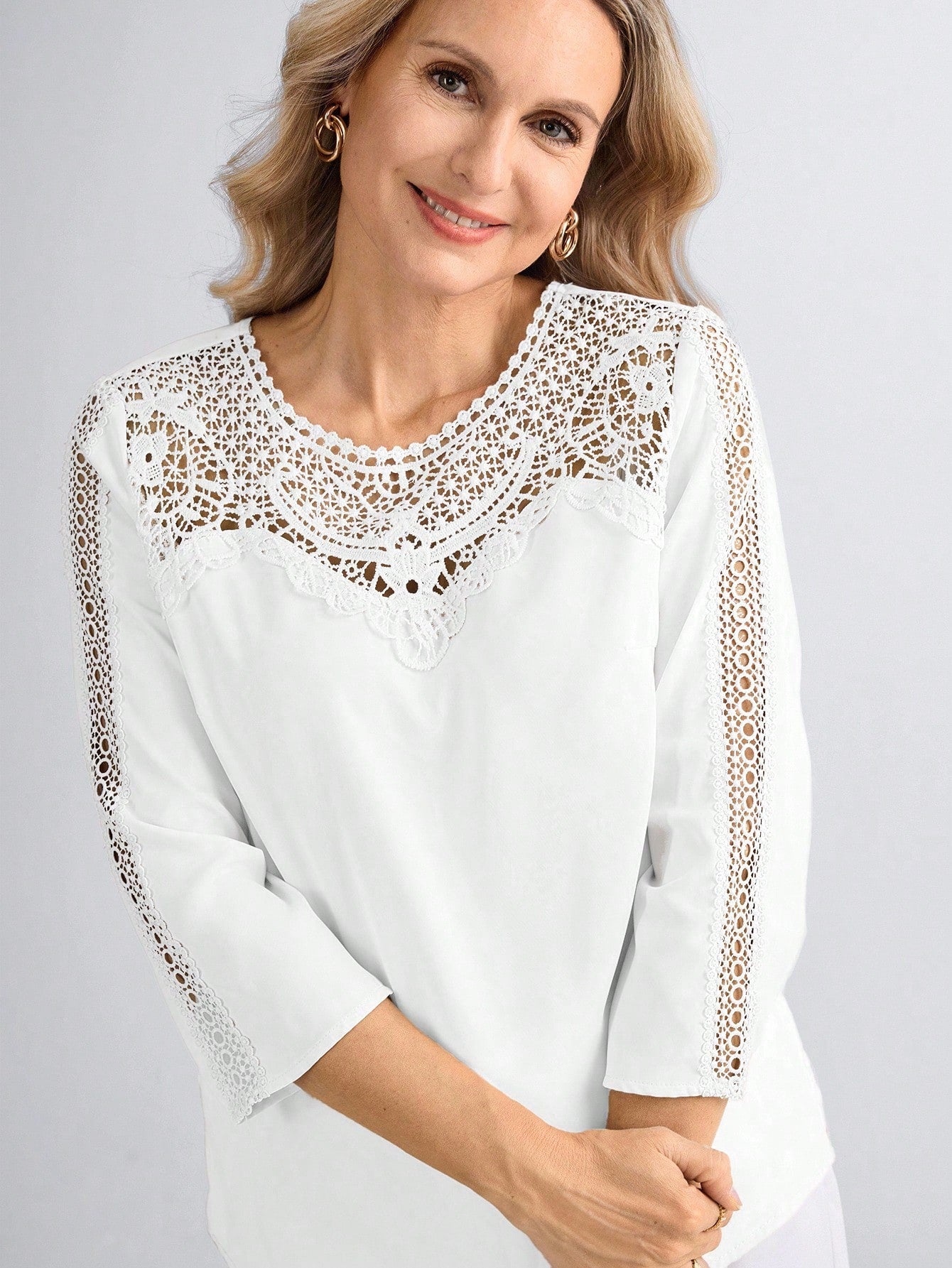 Blusa Feminina com Inserção Floral - Adriana