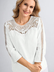Blusa Feminina com Inserção Floral - Adriana