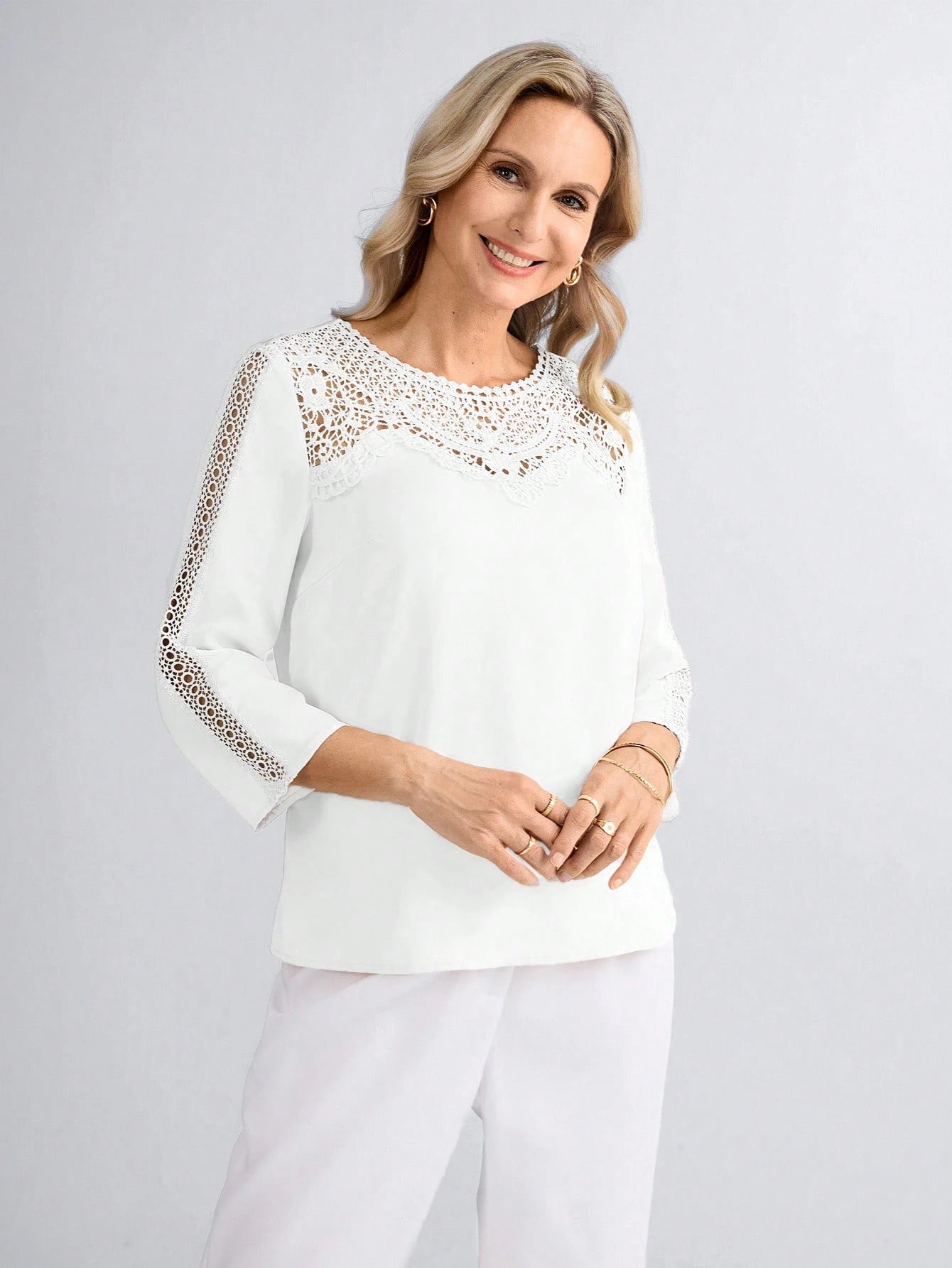 Blusa Feminina com Inserção Floral - Adriana