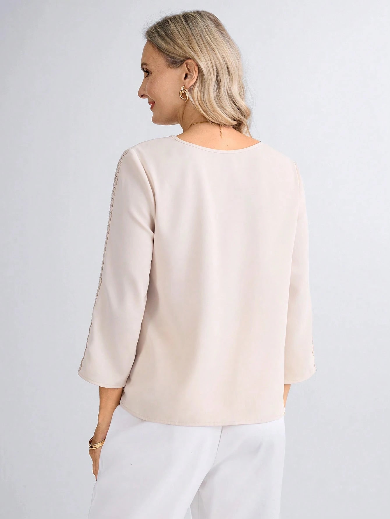 Blusa Feminina com Inserção Floral - Adriana