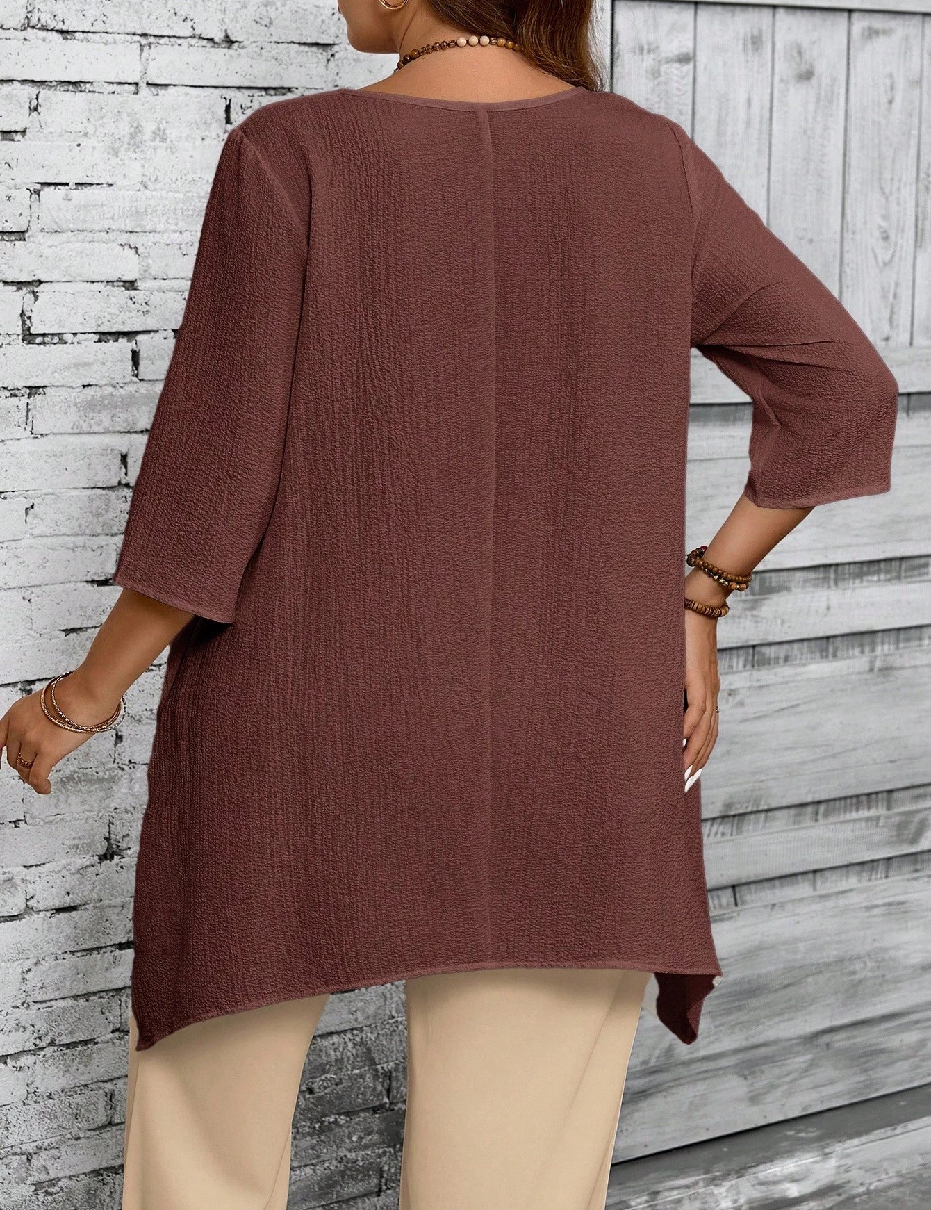 Blusa_feminina_assimetrica_plus_size_Fanny_8.webp