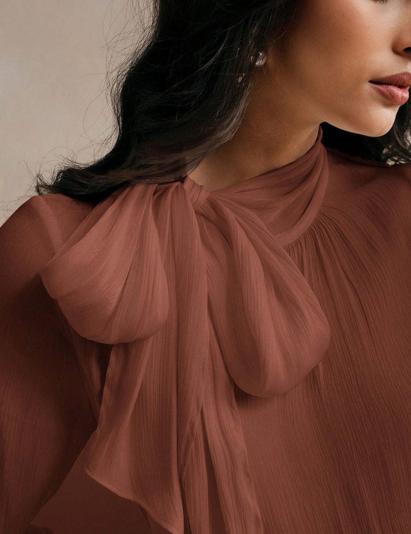 Blusa_feminina_gola_alta_Marselha_5.jpg
