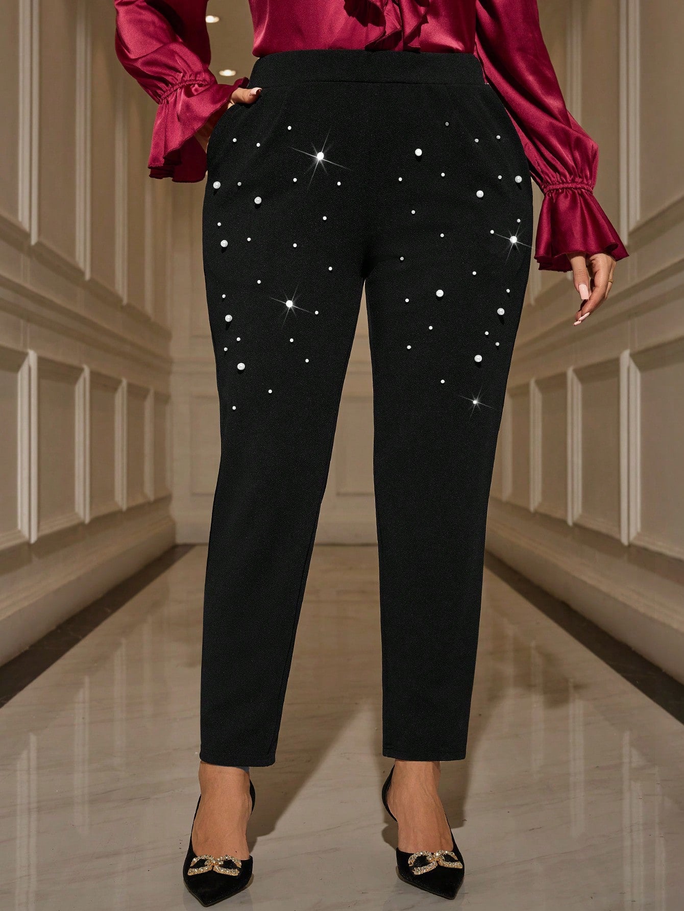 Calça Feminina com Bolso - Adélaïde. Plus Size