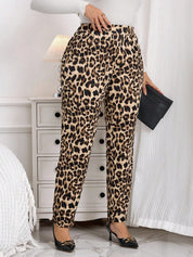 Calça Feminina com Bolso - Adélaïde. Plus Size