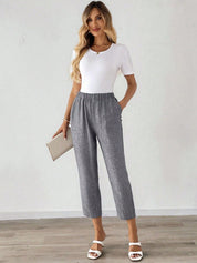 Calça Feminina  com Elástico na Cintura e Bolsos Mariza