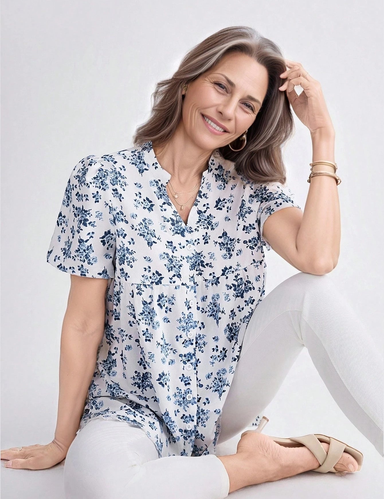 CamisaFemininacomColarinhoEntalhado-Miri_4.webp