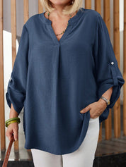 Camisa Feminina com Manga Enrolada. Plus Size - Lilian
