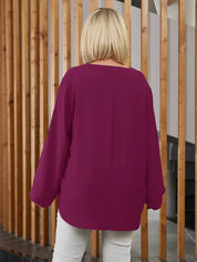 Camisa Feminina com Manga Enrolada. Plus Size - Lilian