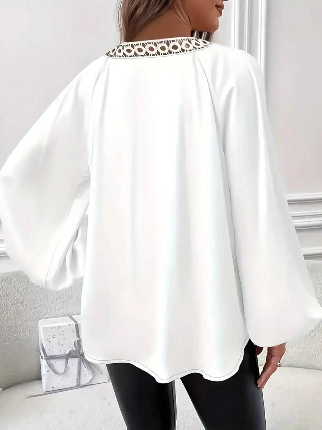 Camisa Feminina com Bainha Franzida - Anaelle. Plus Size