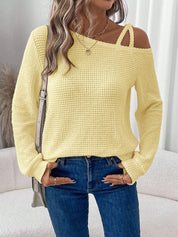 Camisa feminina com Gola Assimétrica - Estelle