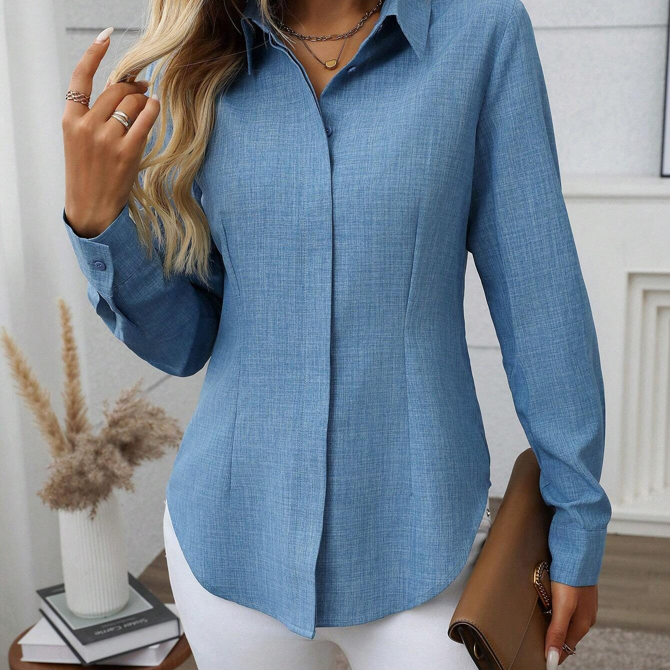 Camisa com Barra Curva e Botão Oculto, de Manga Longa - Noémie