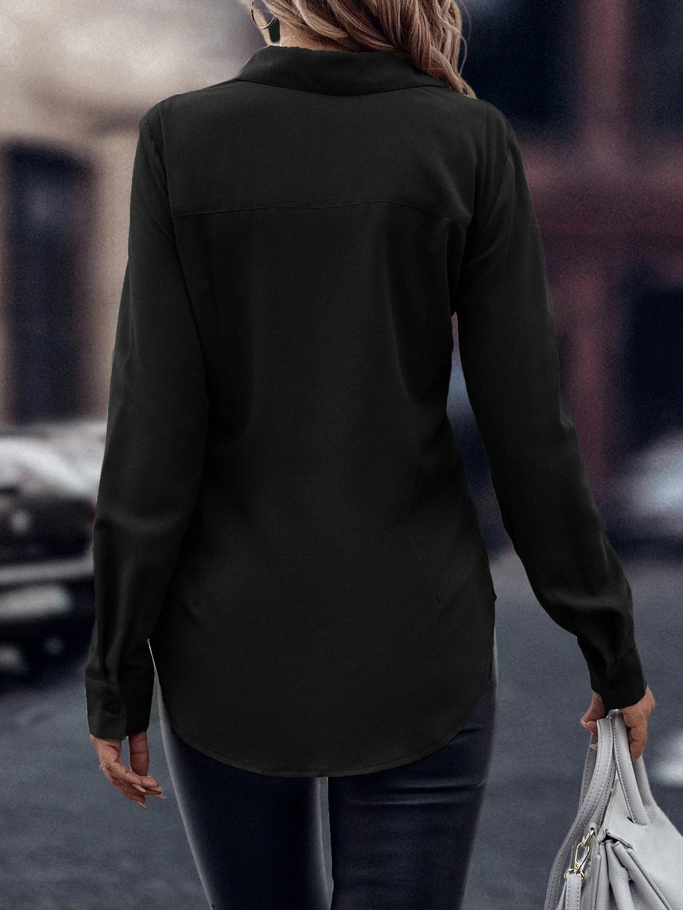Camisa com Barra Curva e Botão Oculto, de Manga Longa - Noémie
