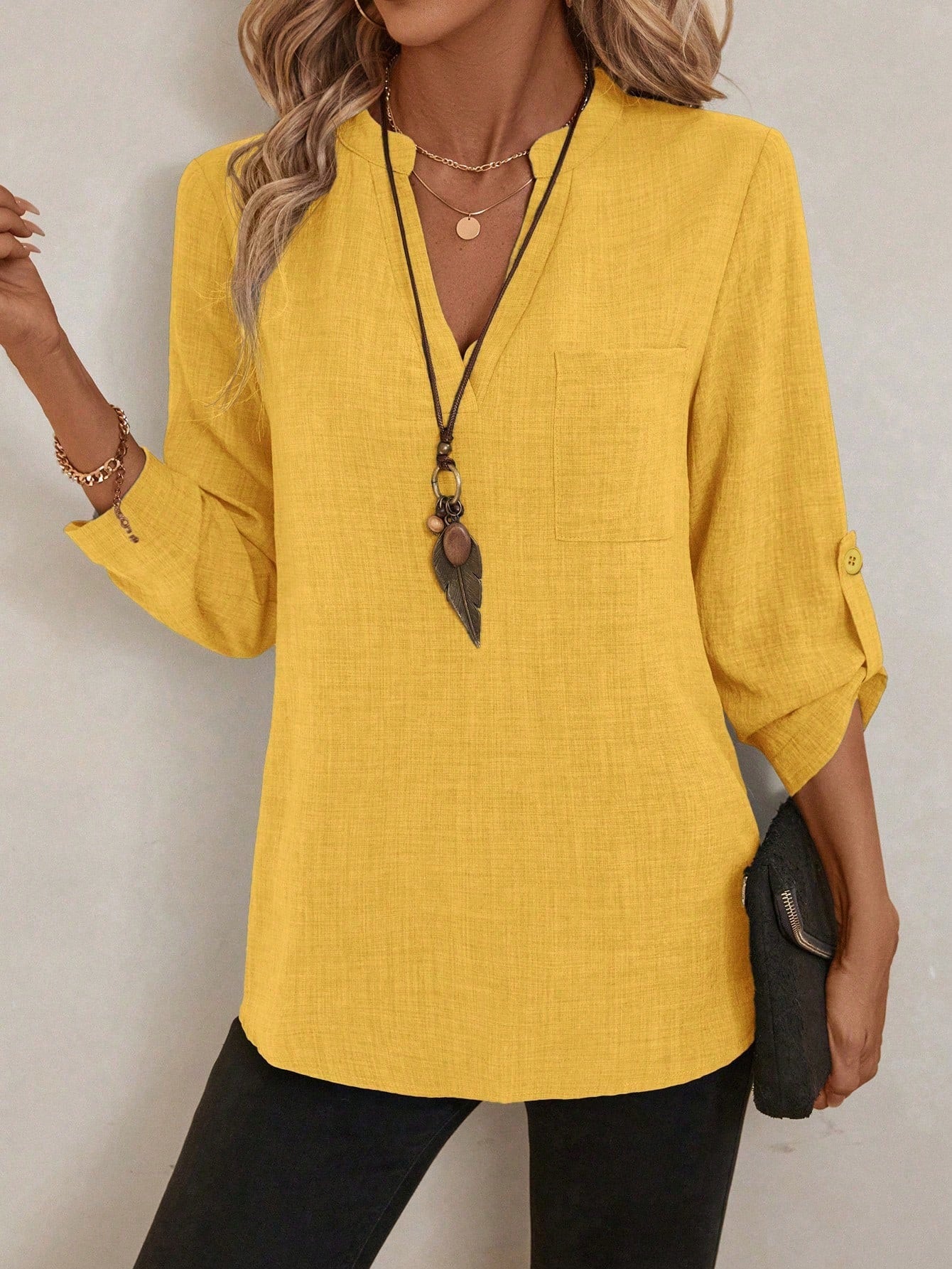 Camisa de Manga 34 Feminina com Decote em V - Mélanie