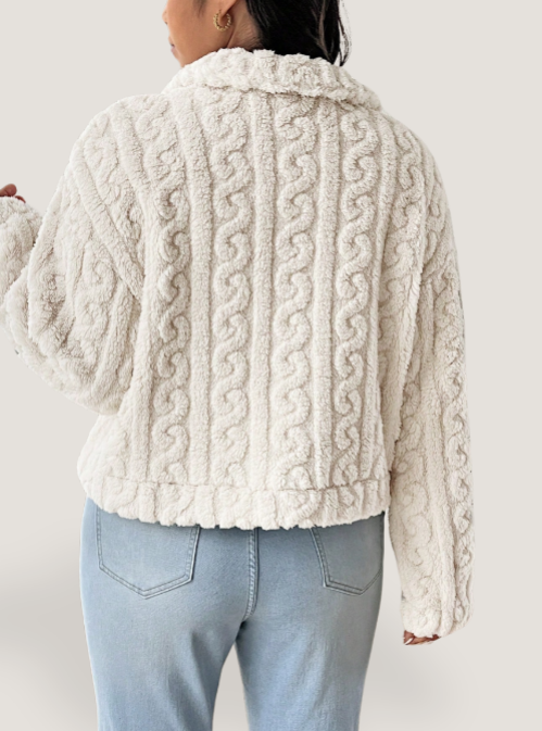 Jaqueta feminina aveludada plus size Adele