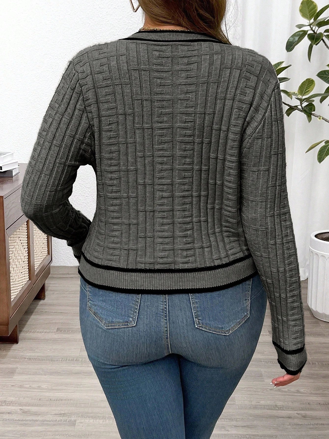 Cardigan feminino plus size de tricô Chloe