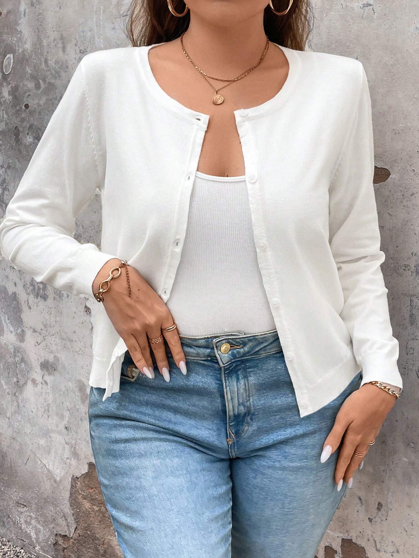 Cardigan de Manga Longa Botões na Frente - Gisele. Plus Size