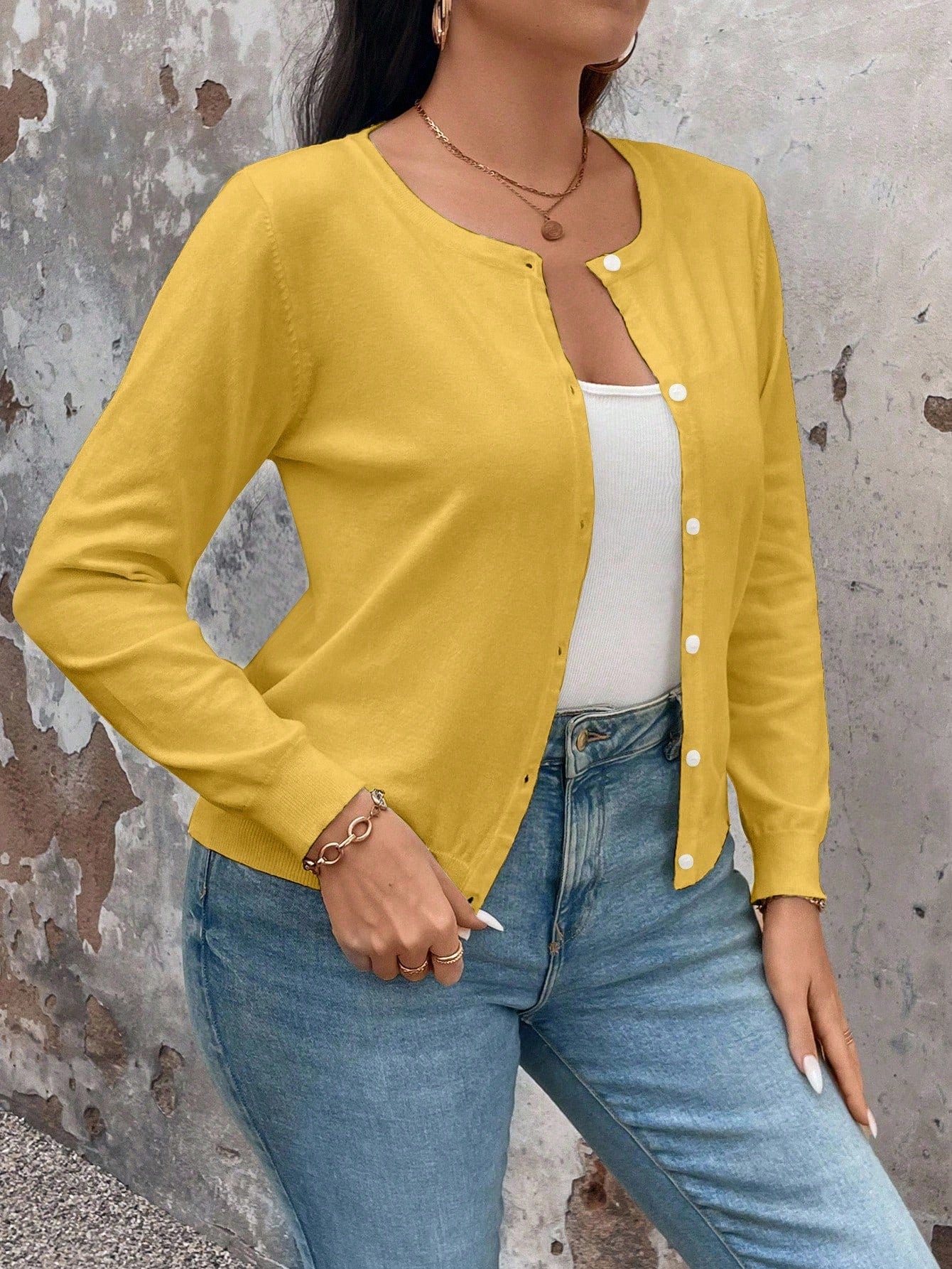 Cardigan de Manga Longa Botões na Frente - Gisele. Plus Size