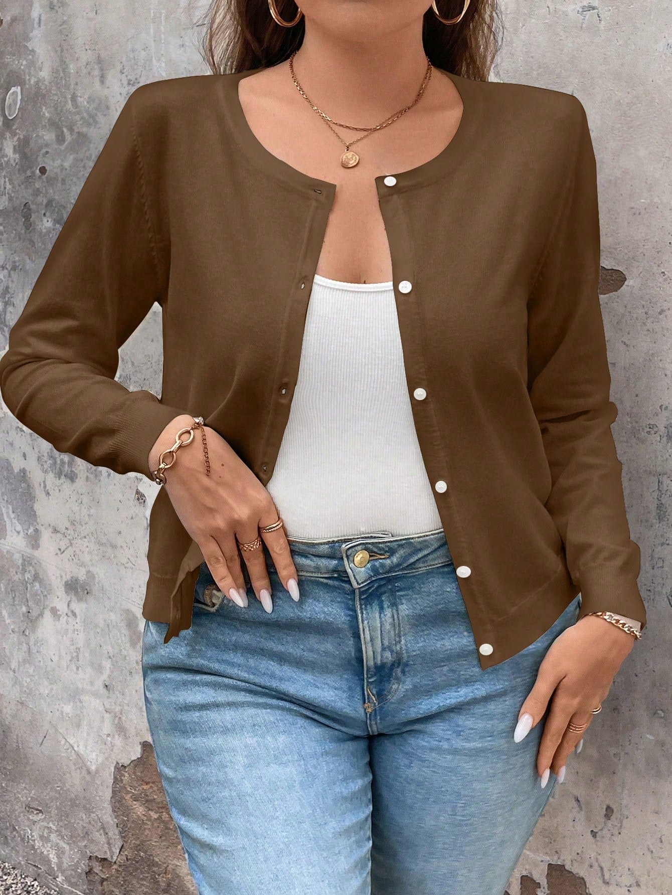 Cardigan de Manga Longa Botões na Frente - Gisele. Plus Size