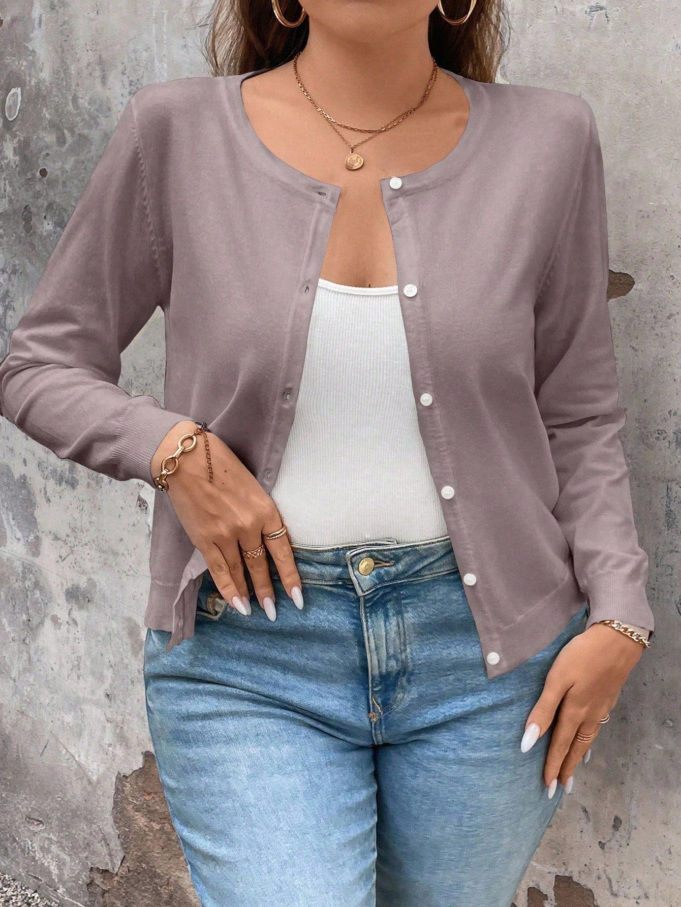 Cardigan de Manga Longa Botões na Frente - Gisele. Plus Size