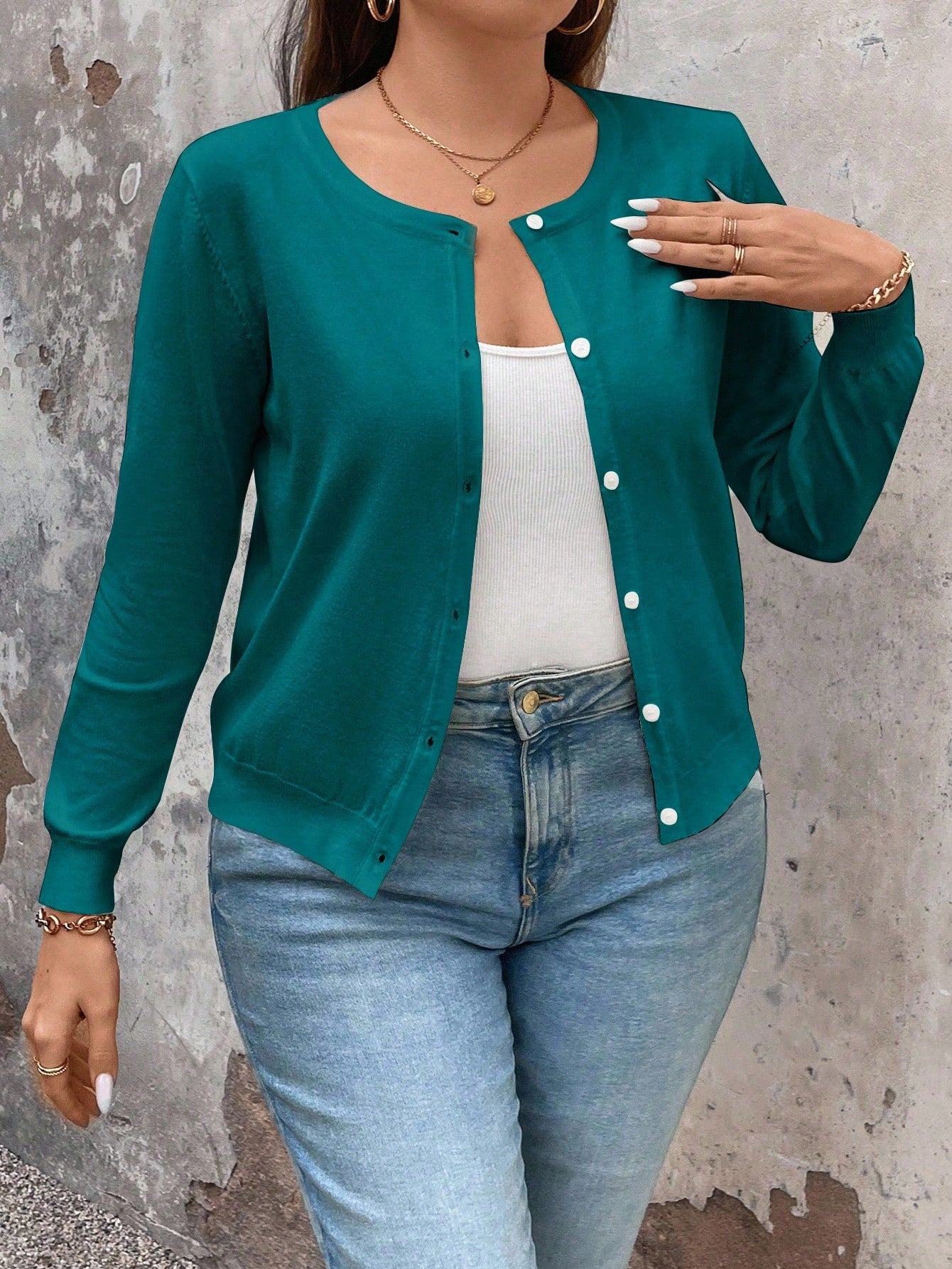 Cardigan de Manga Longa Botões na Frente - Gisele. Plus Size