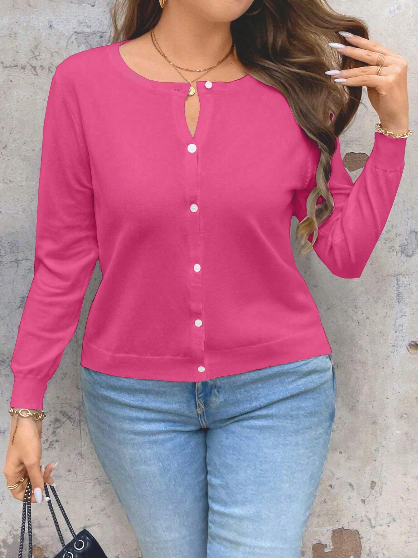 Cardigan de Manga Longa Botões na Frente - Gisele. Plus Size