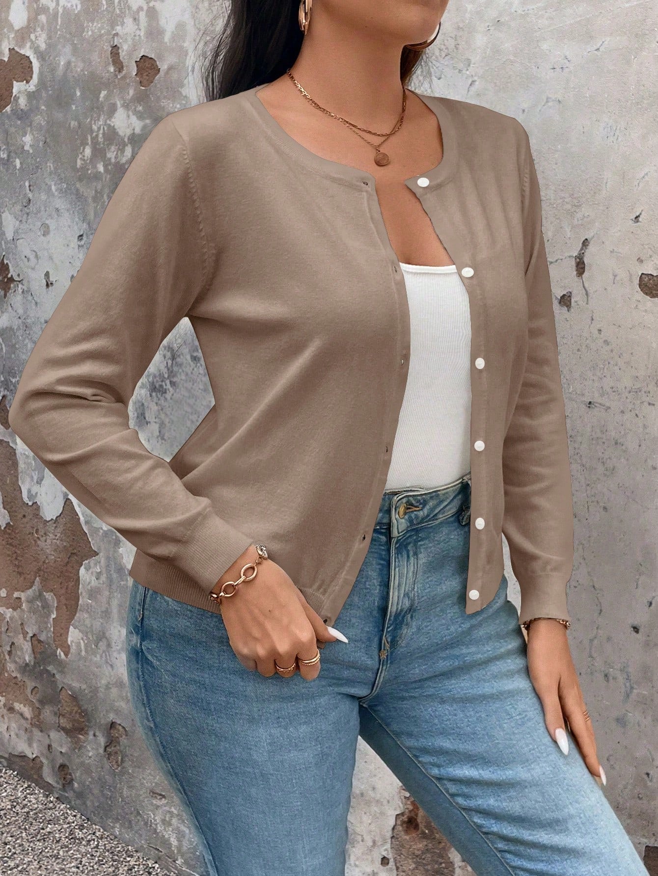 Cardigan de Manga Longa Botões na Frente - Gisele. Plus Size