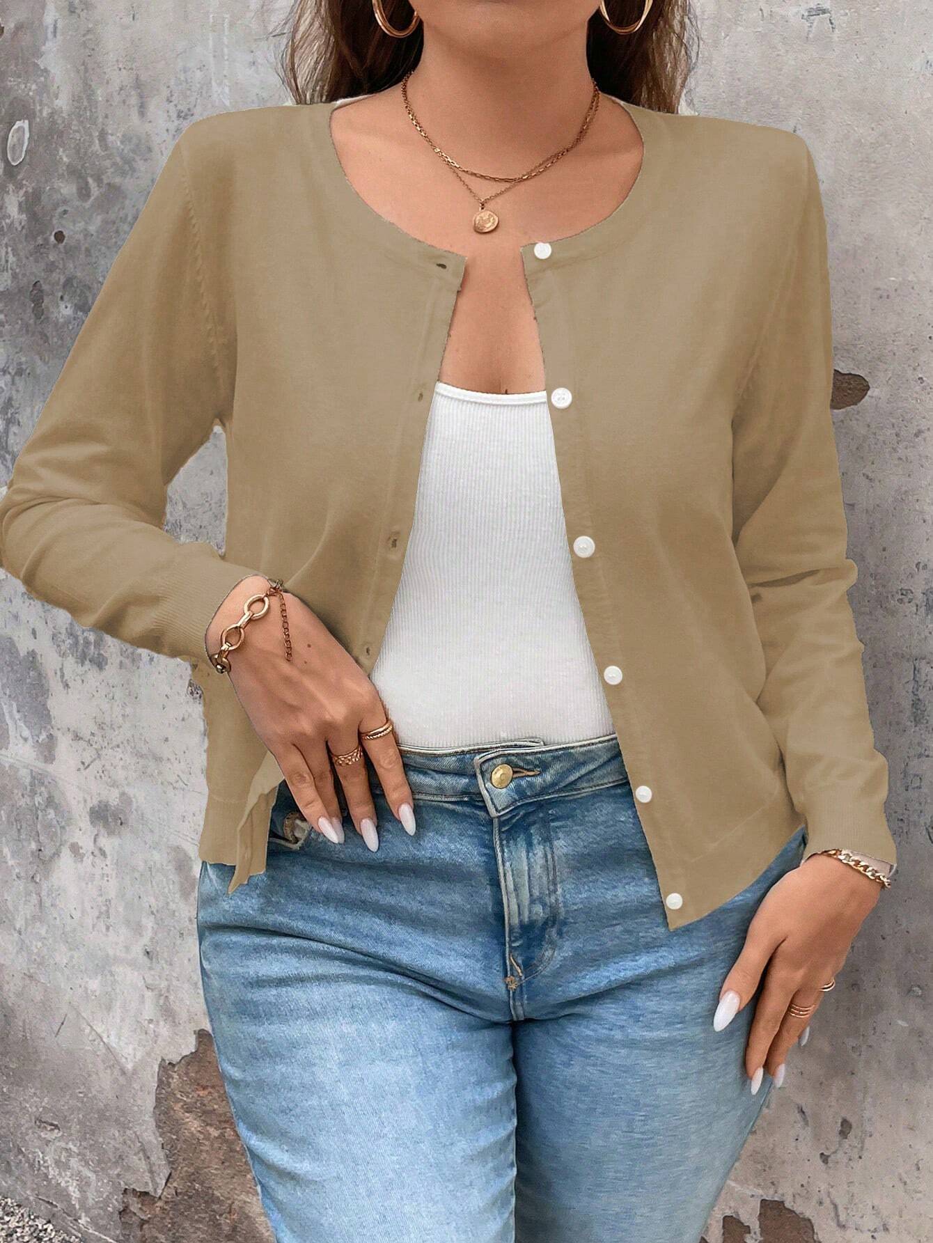 Cardigan de Manga Longa Botões na Frente - Gisele. Plus Size