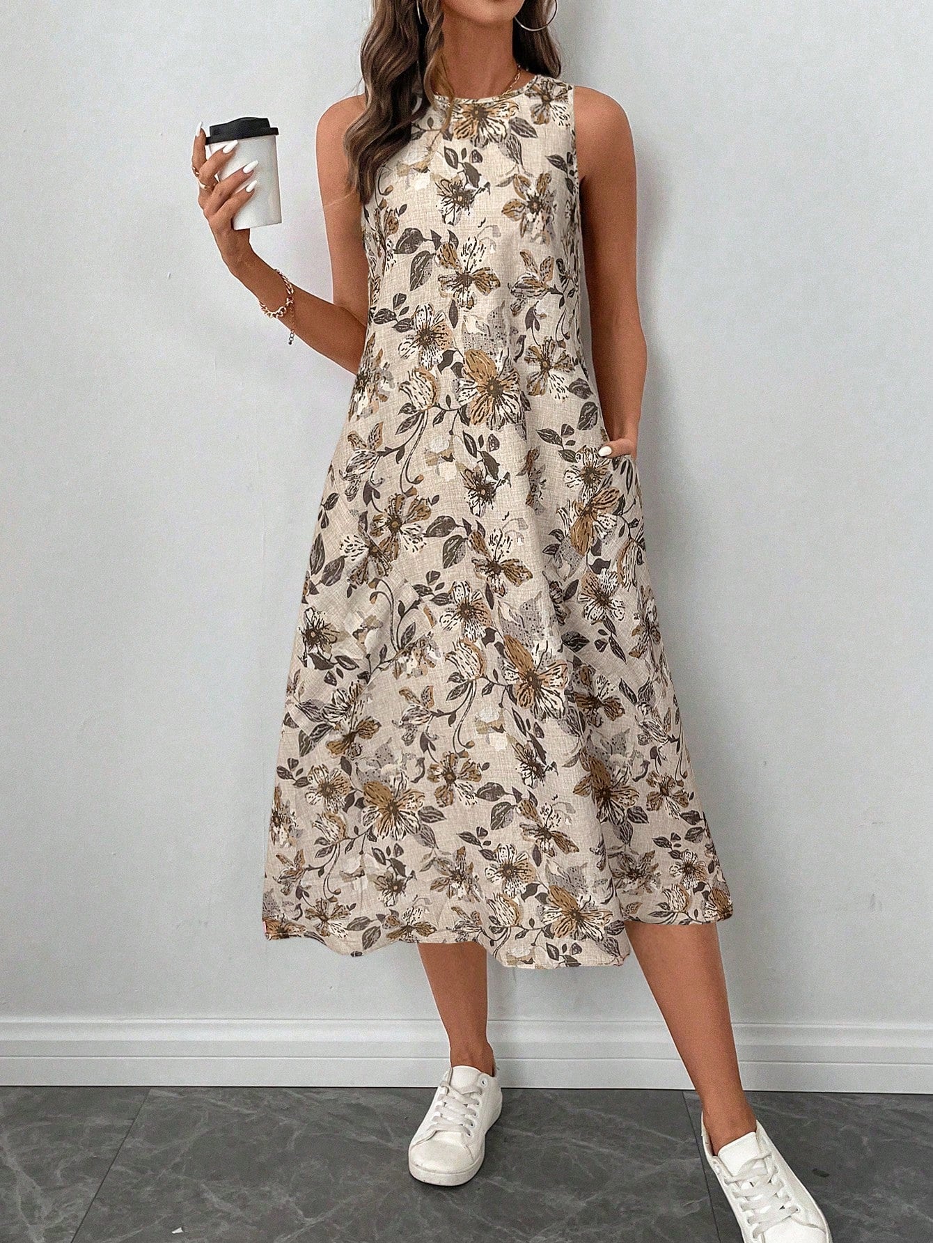 Vestido Feminino Sem Manga Emily.