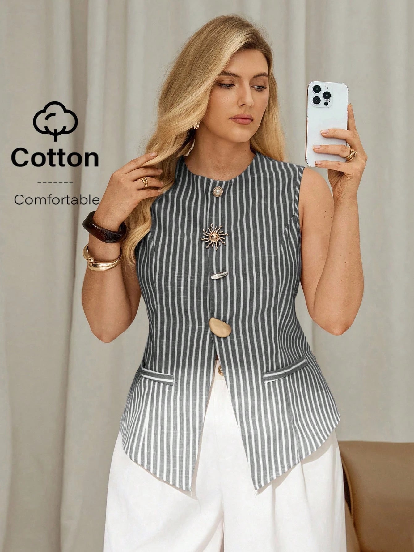 Colete Feminino com Listras e Decoração Metálicas - Lana
