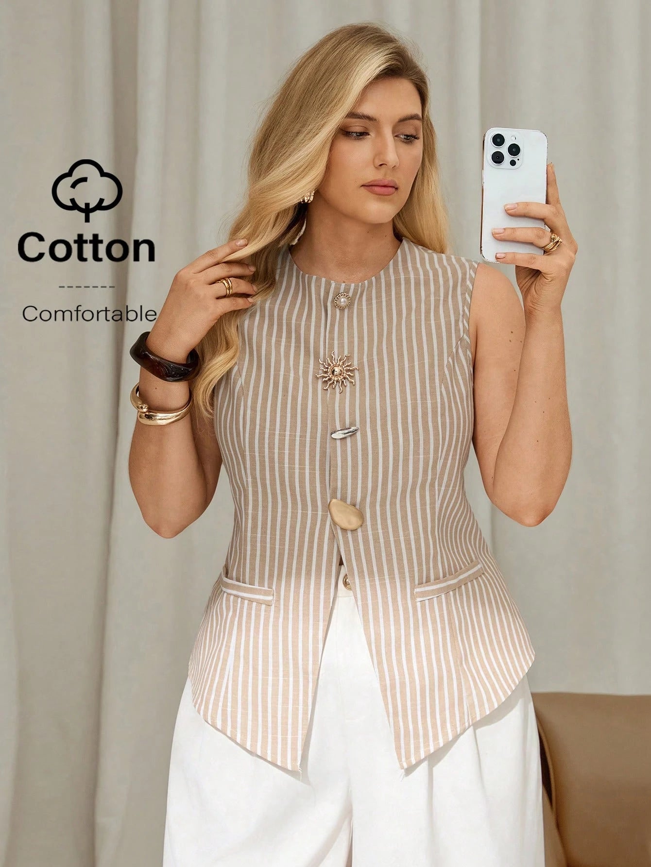 Colete Feminino com Listras e Decoração Metálicas - Lana