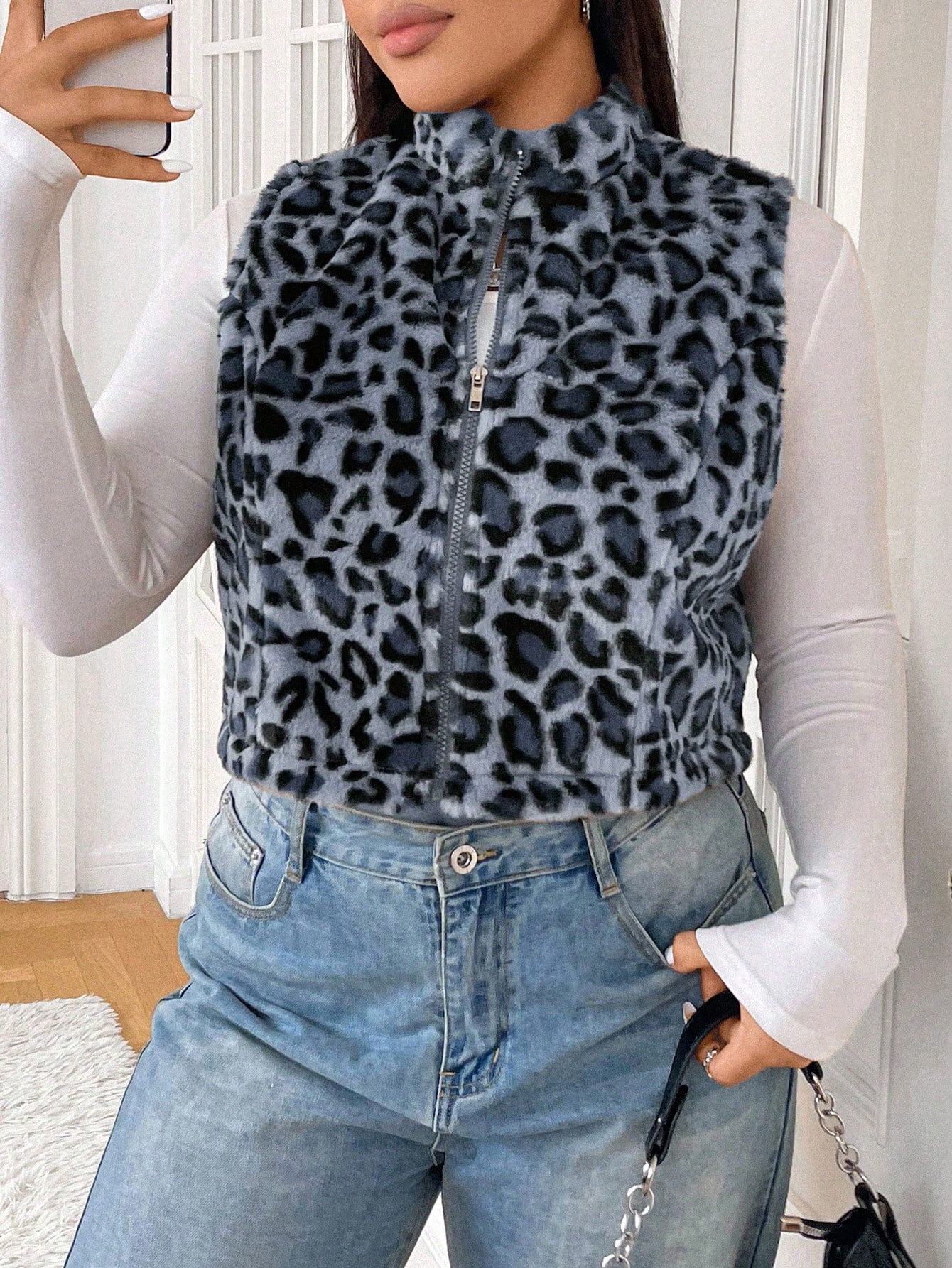 Colete peluciado plus size Samira