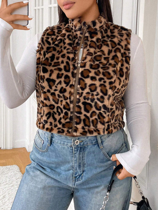 Colete peluciado plus size Samira