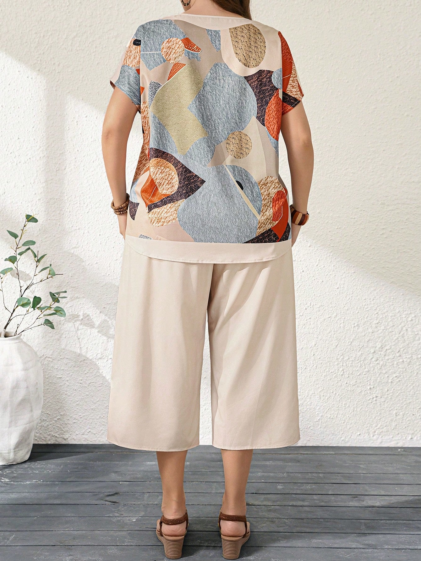 Conjunto Feminino de Blusa e Calça Gina. Plus Size.