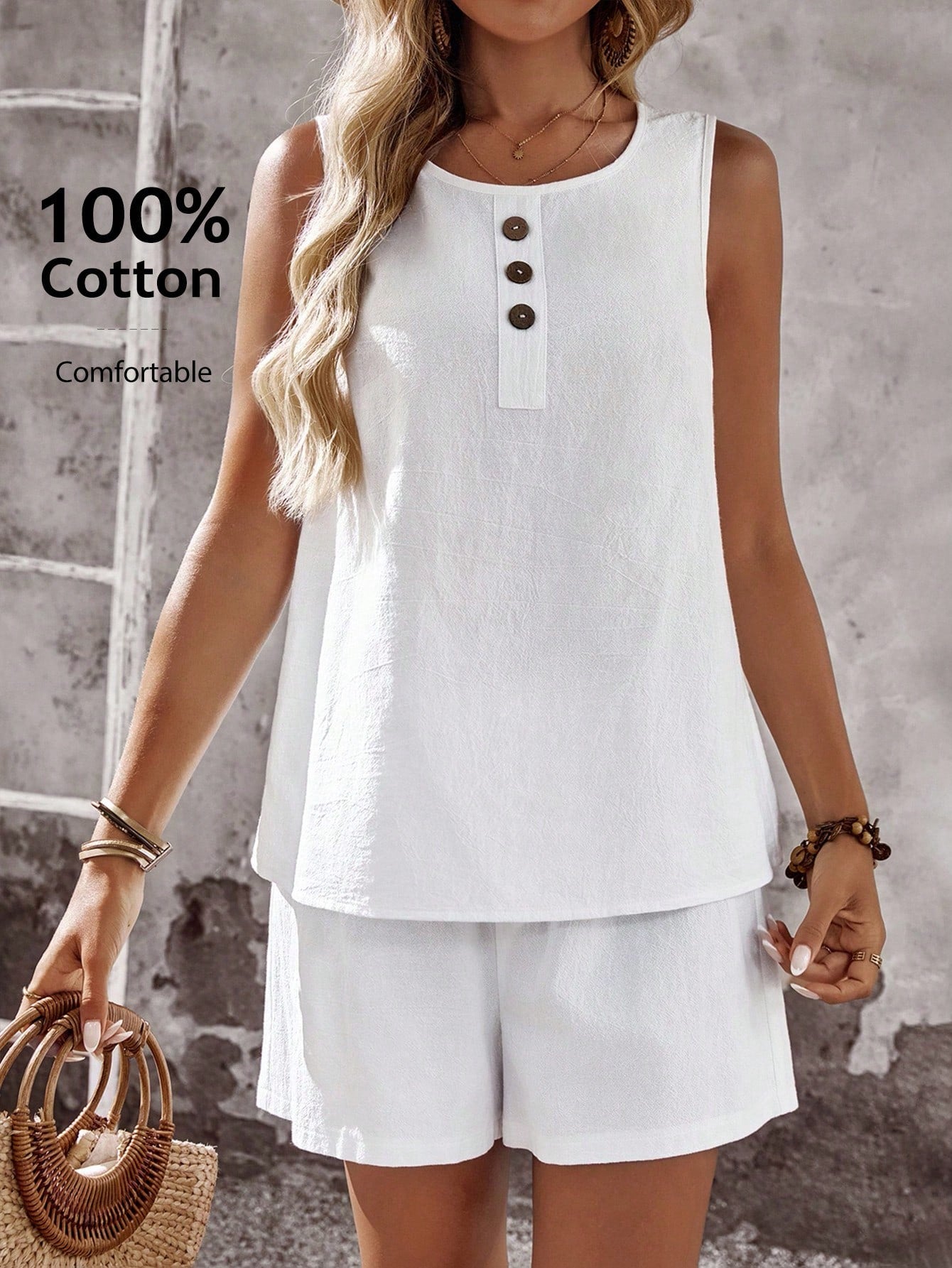 Conjunto Feminino de 2 peças Camiseta e Shorts - Camille