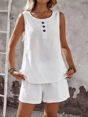 Conjunto Feminino de 2 peças Camiseta e Shorts - Camille