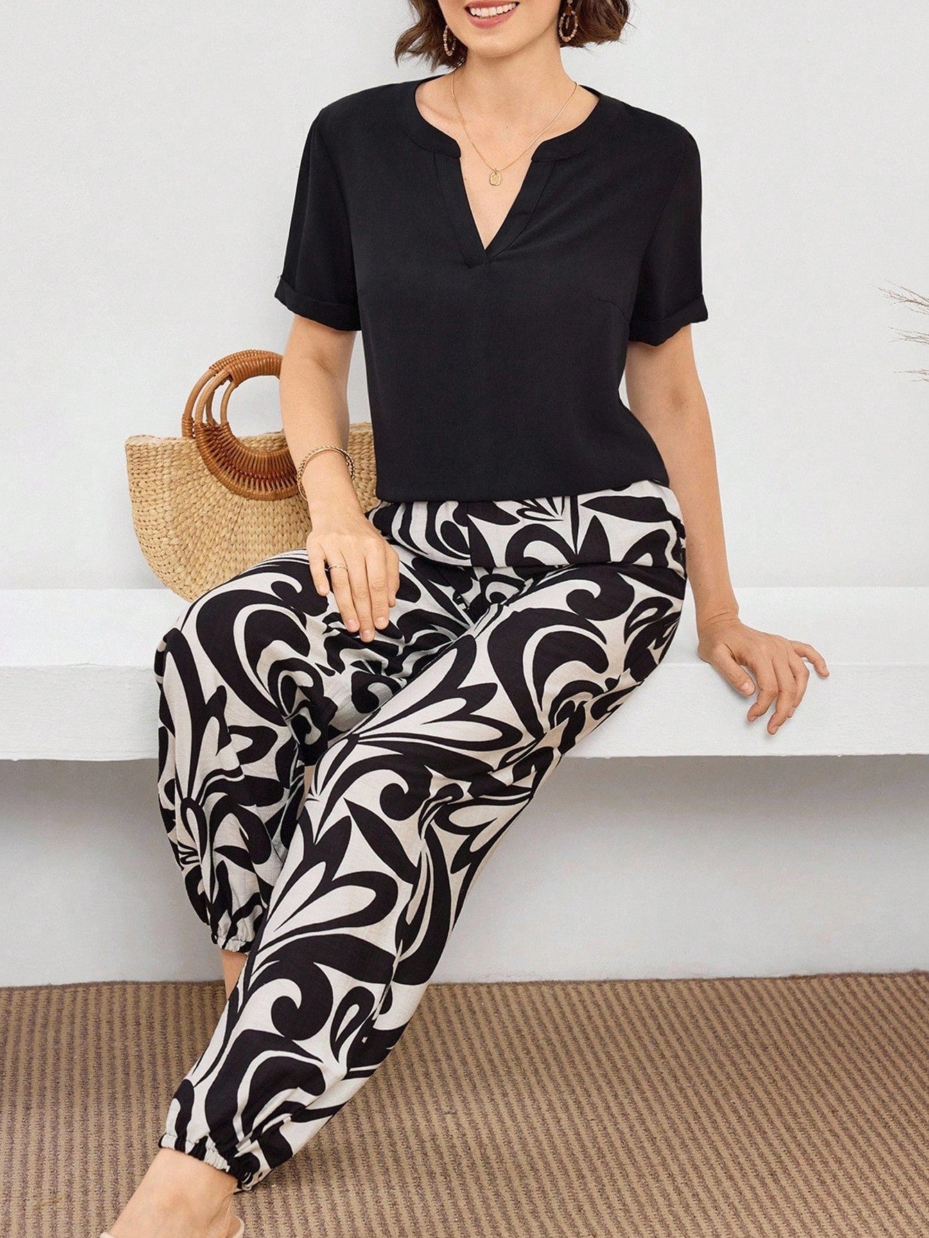 Conjunto Feminino de Duas Peças Blusa e Calça - Geyza