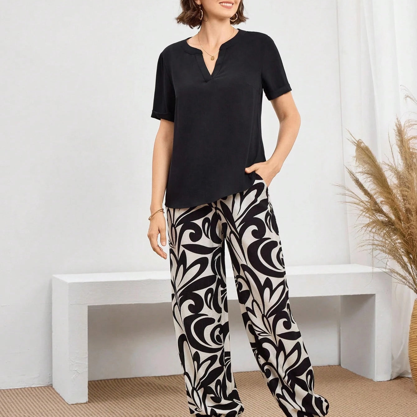 Conjunto Feminino de Duas Peças Blusa e Calça - Geyza