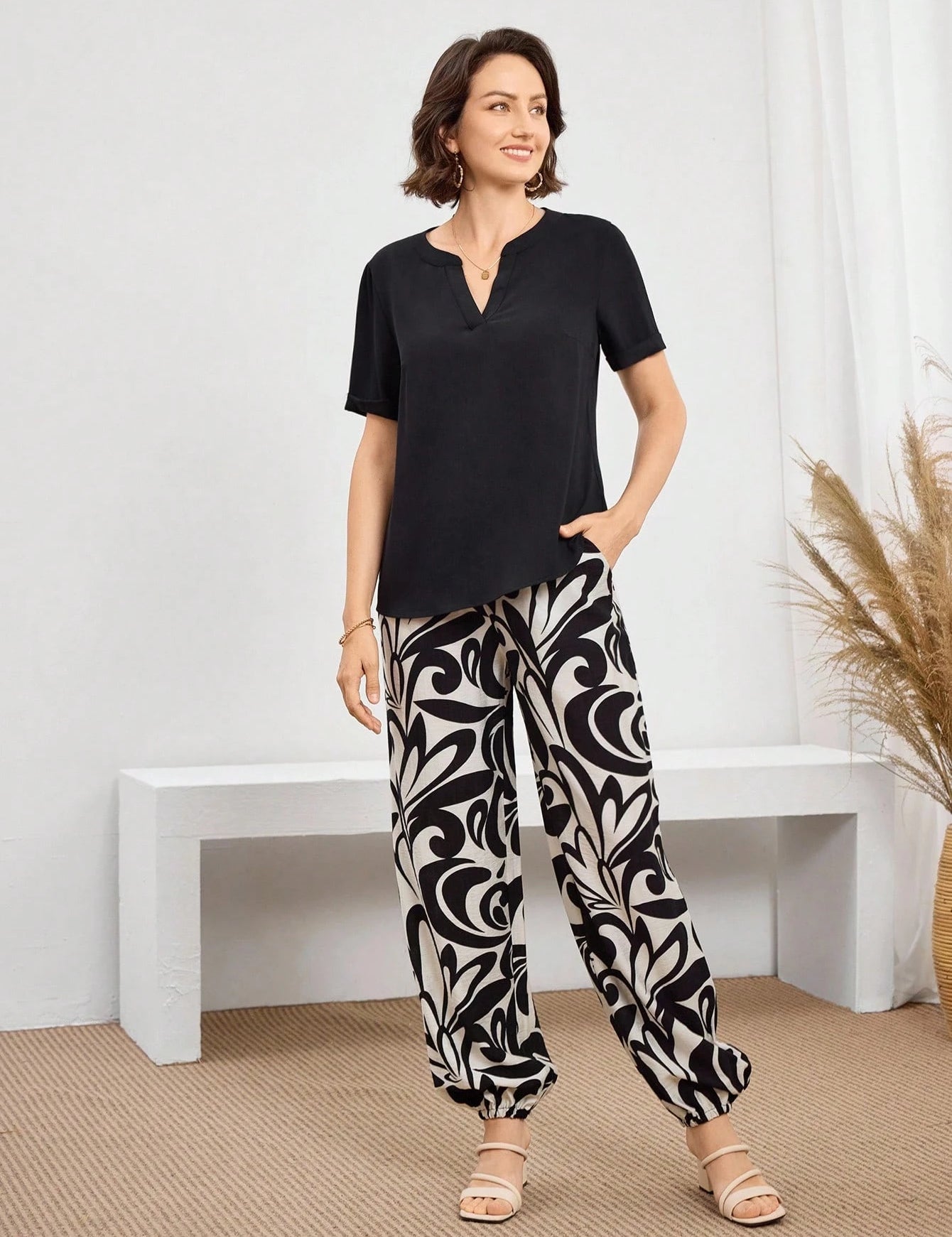 Conjunto Feminino de Duas Peças Blusa e Calça - Geyza